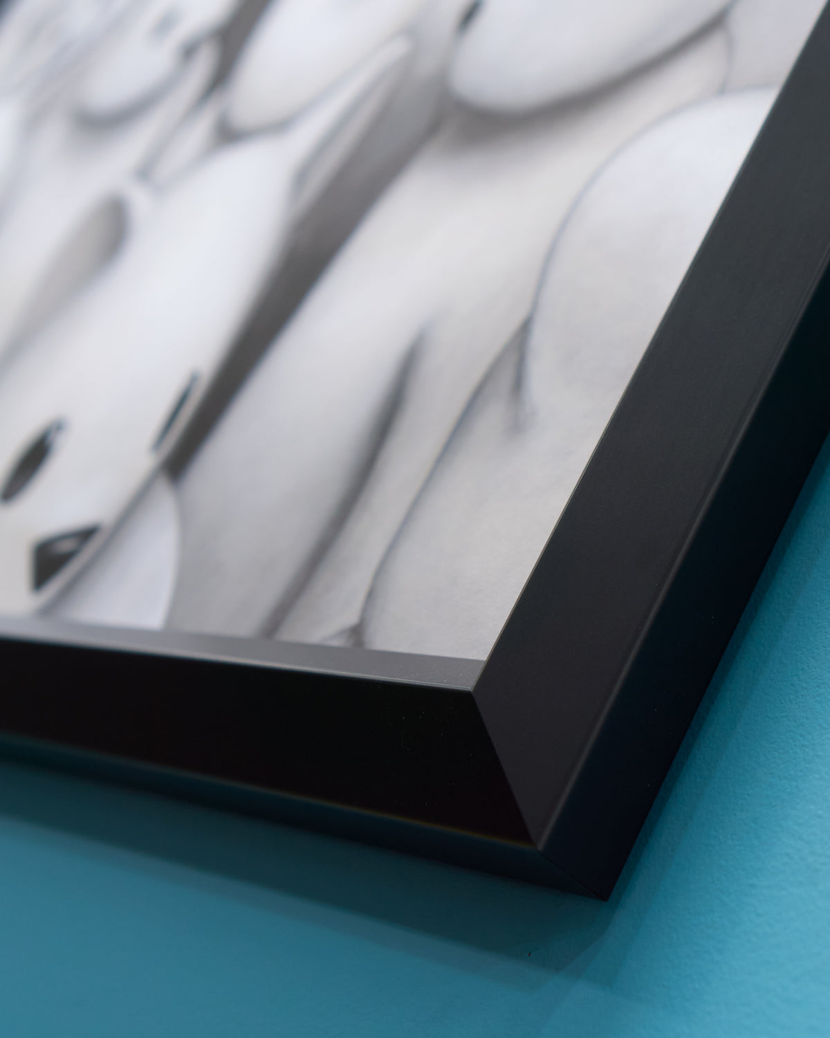 Close-up of a frame for Crowded Maximum Bearage edition